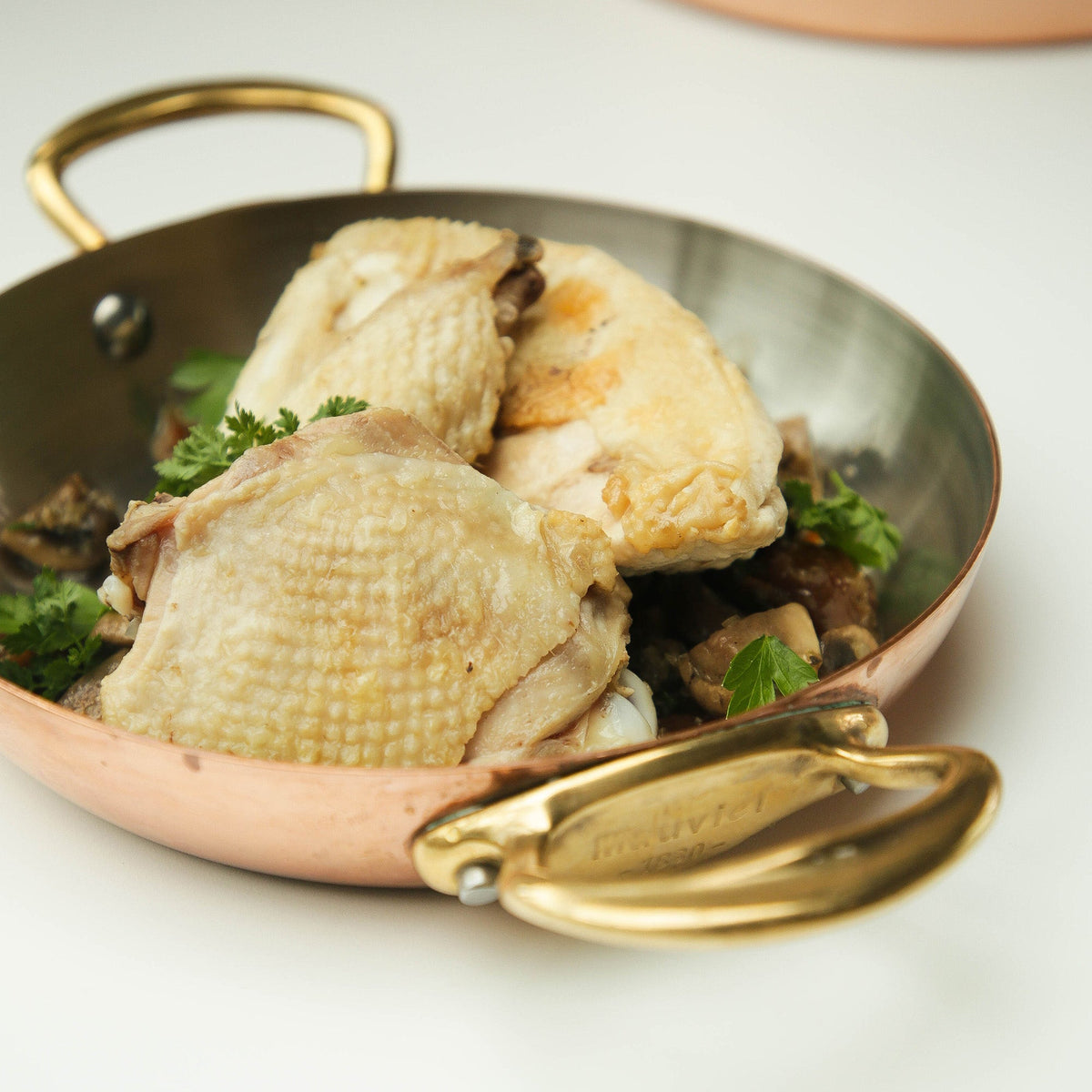 Mauviel 1830 M'Heritage M'150 B Copper Round Pan With Brass Handles